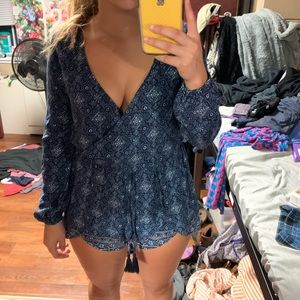 🌻Hollister Romper🌻 2 for $25